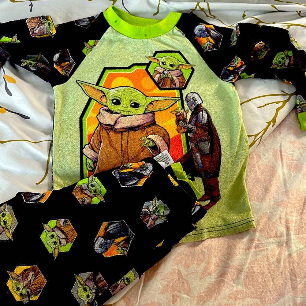 Star Wars Mandalorian Grogu sleep set